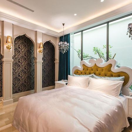 Green Palm Motel Юенлин Екстериор снимка