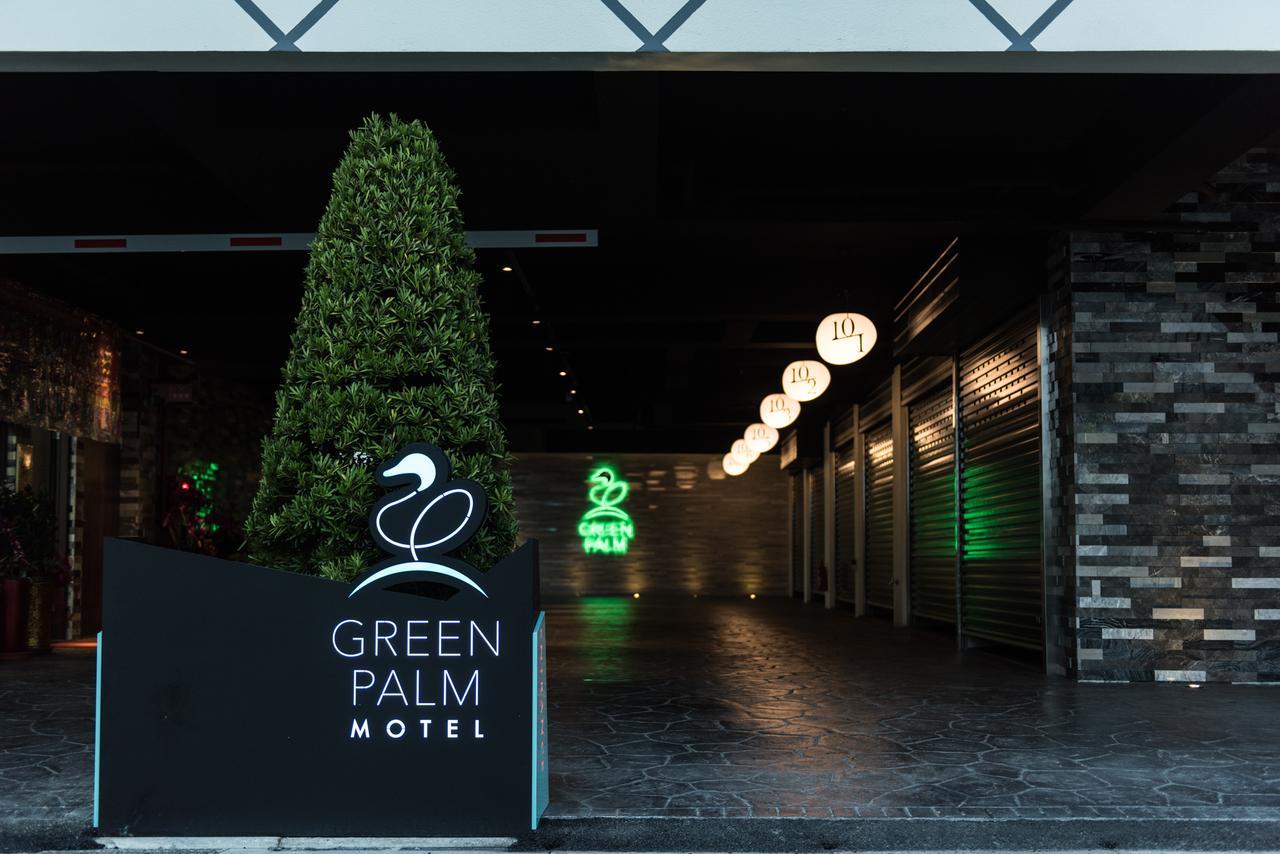 Green Palm Motel Юенлин Екстериор снимка